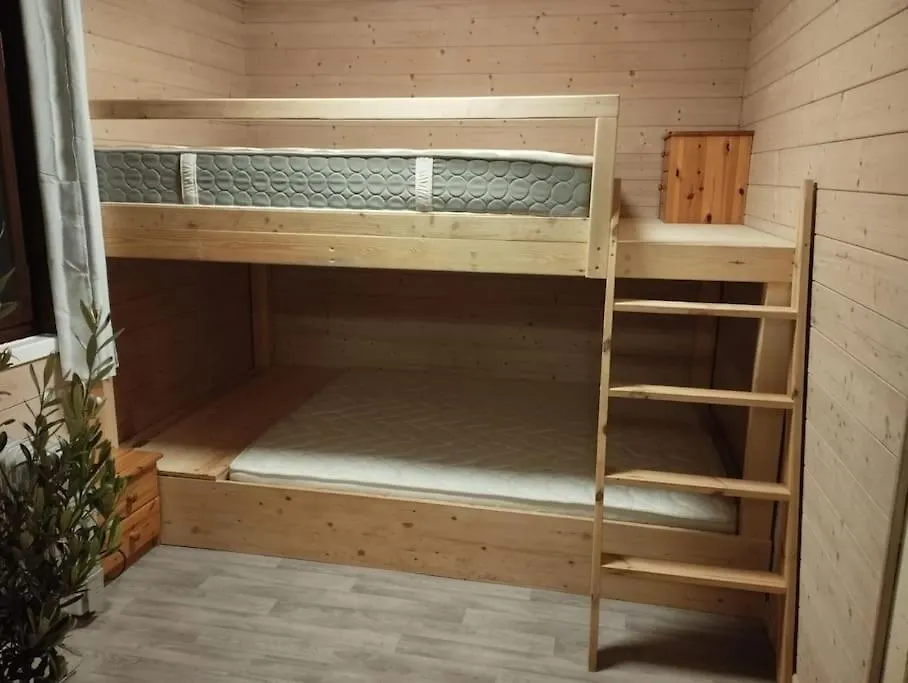 Chalet 8 Personnes + Grand Terrain Et Riviere Entremont