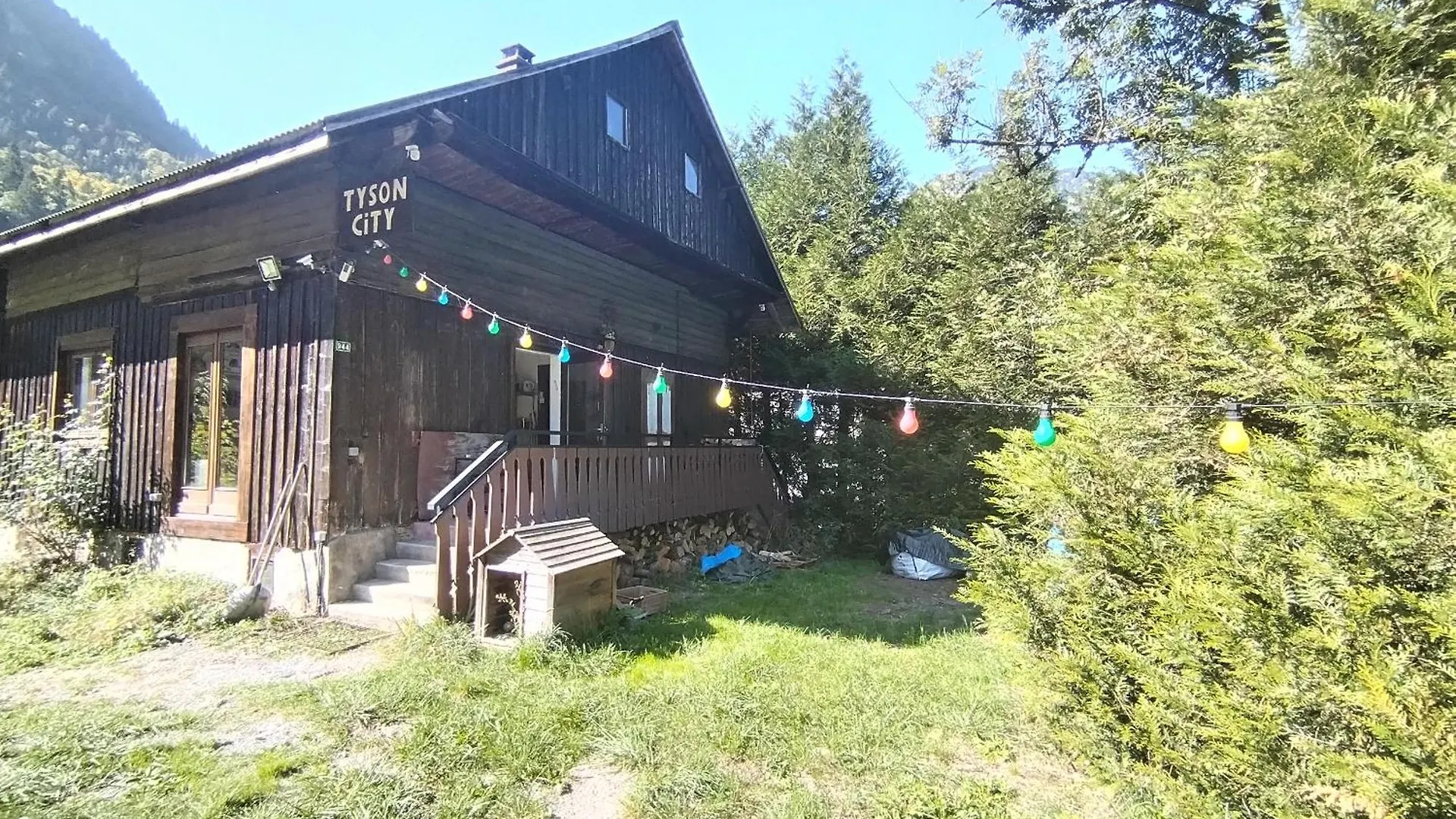 Chalet 8 Personnes + Grand Terrain Et Riviere Entremont