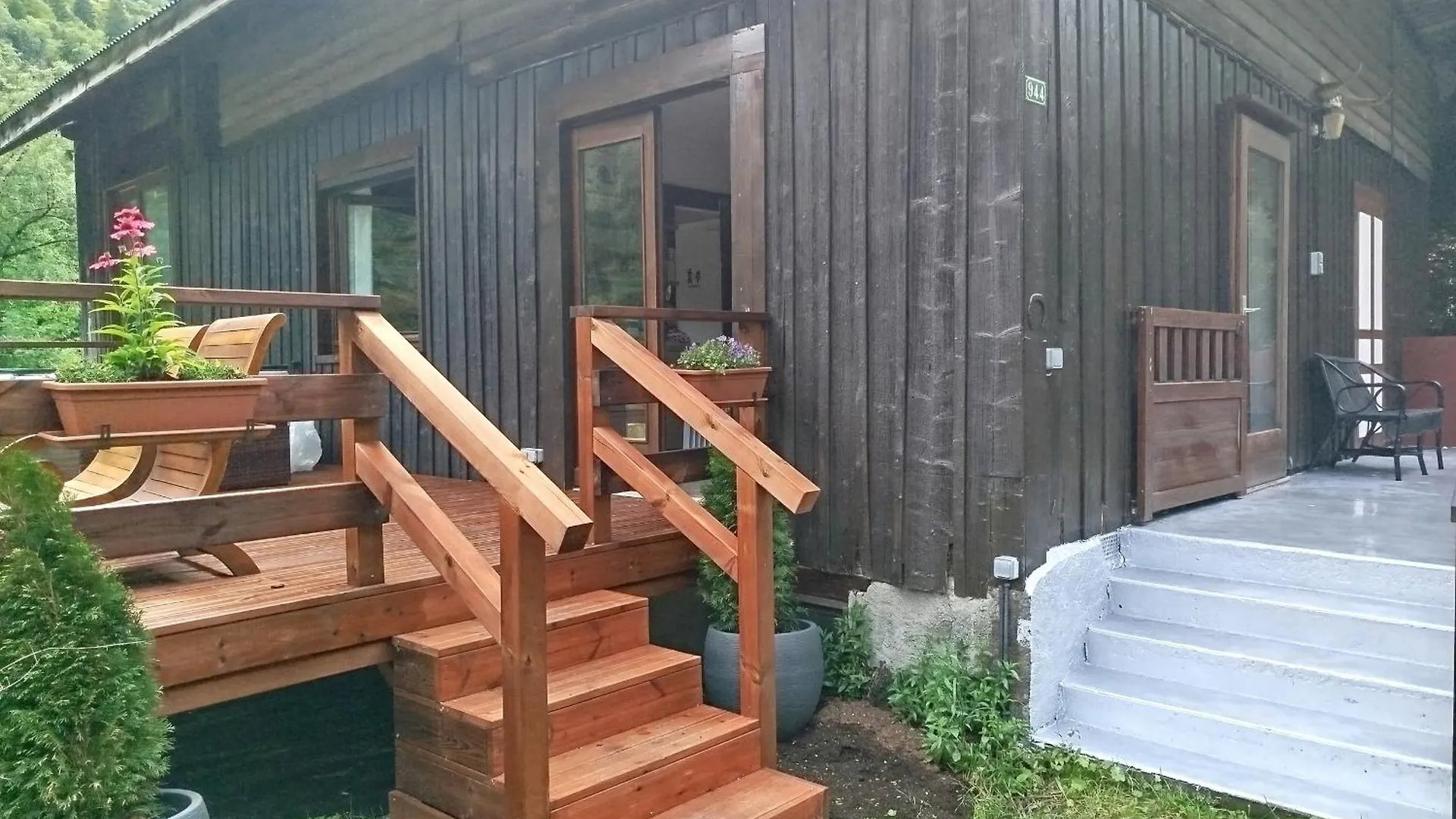 Chalet 8 Personnes + Grand Terrain Et Riviere Entremont France
