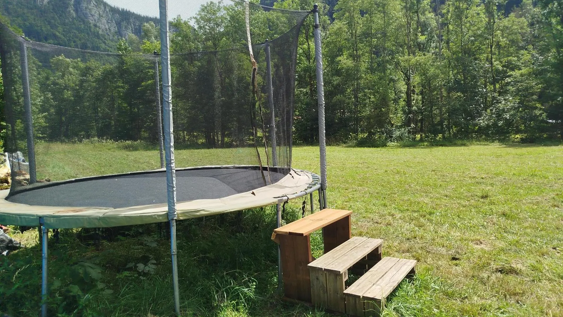 Chalet 8 Personnes + Grand Terrain Et Riviere Entremont